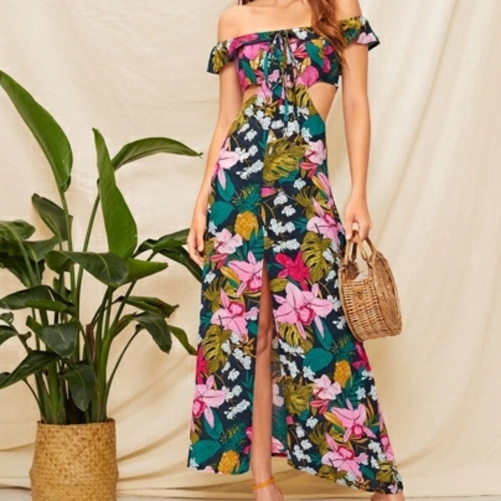 Beautiful off the shoulder maxi dress with sensual side cut outs & tasteful spli